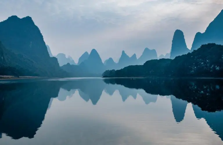 智能系统智慧工厂科技